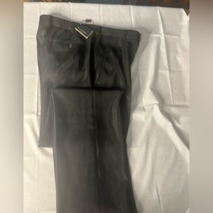 Smith and Barnes London Black Pants w/ 2 side Pockets!!
